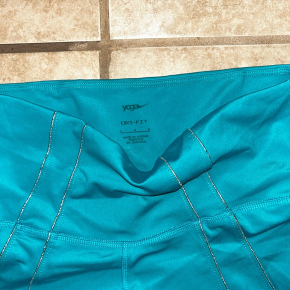 Nike Yoga Dri-FIT Luxe women's high-waisted 7/8 Infinalon leggings size Large - Picture 3 of 5